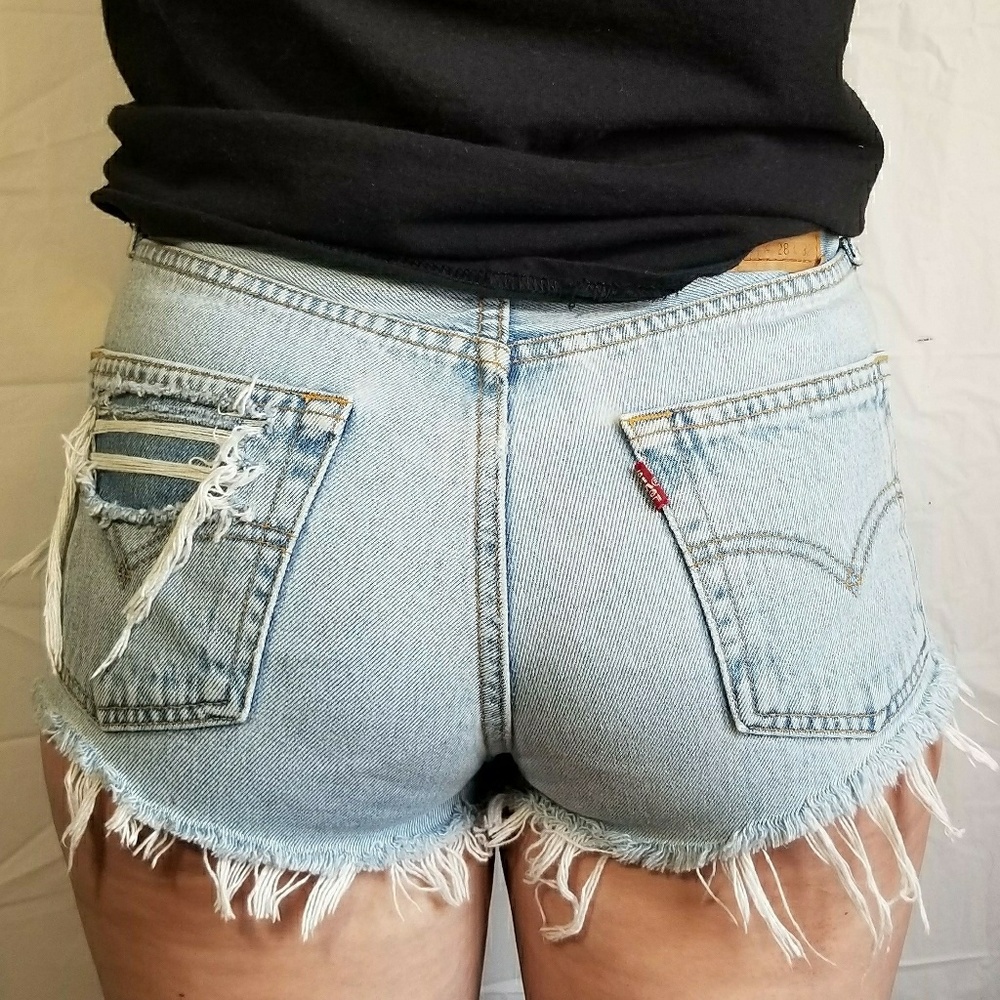 CUSTOM LEVI'S DISTRESSED RAW FRAY FRINGE HEMS - Picture 4 of 13
